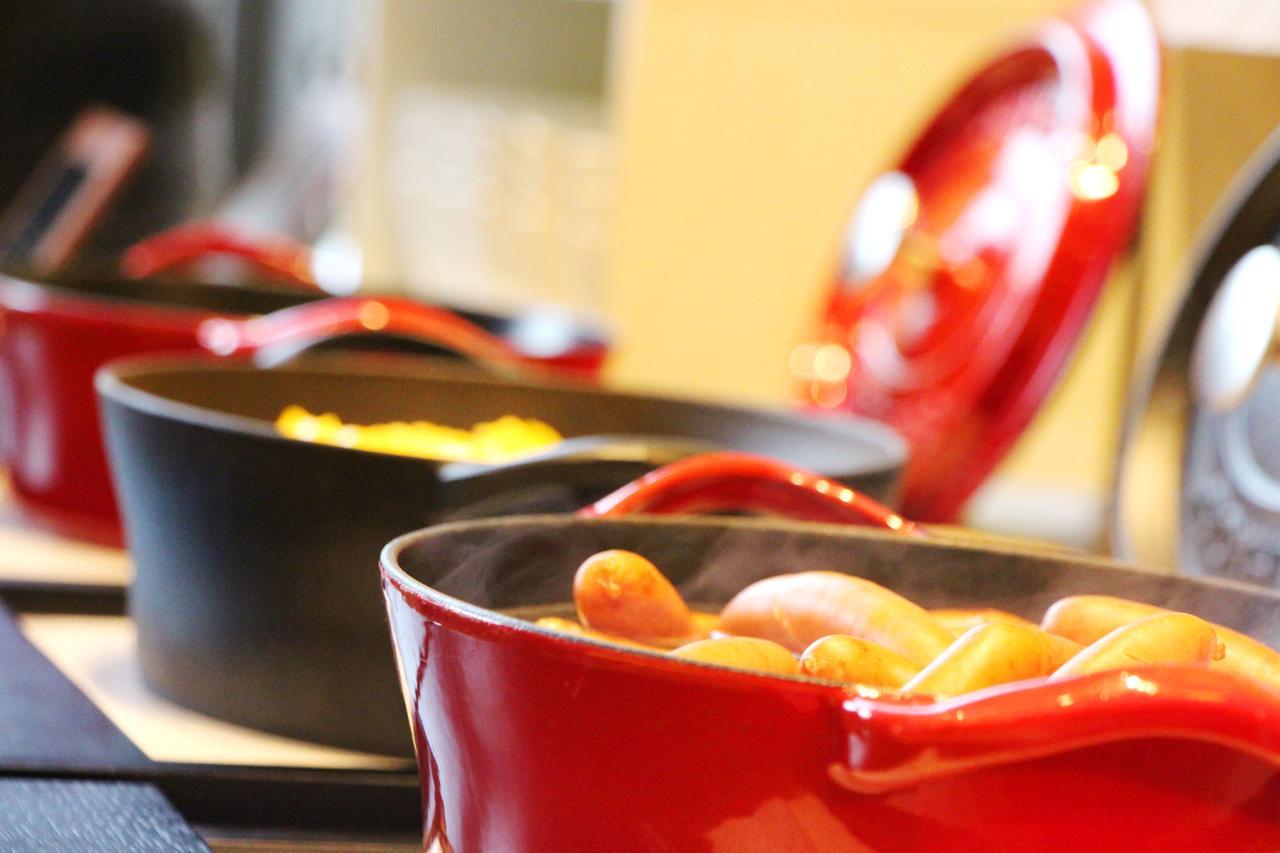 Omo7 Asahikawa By Hoshino Resorts Εξωτερικό φωτογραφία A Le Creuset cast iron casserole