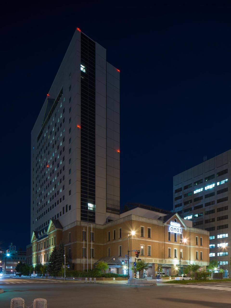 Omo7 Asahikawa By Hoshino Resorts Εξωτερικό φωτογραφία The hospital at night