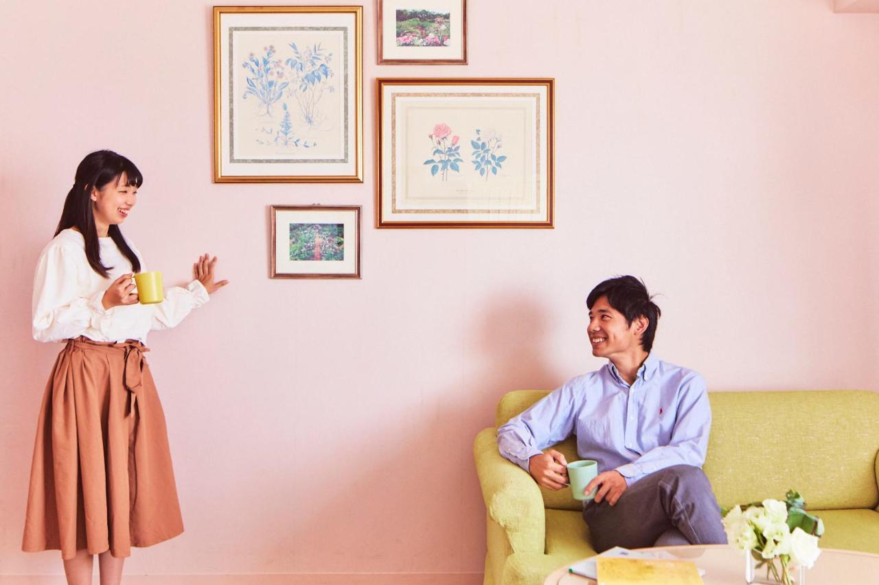 Omo7 Asahikawa By Hoshino Resorts Εξωτερικό φωτογραφία A couple in a living room